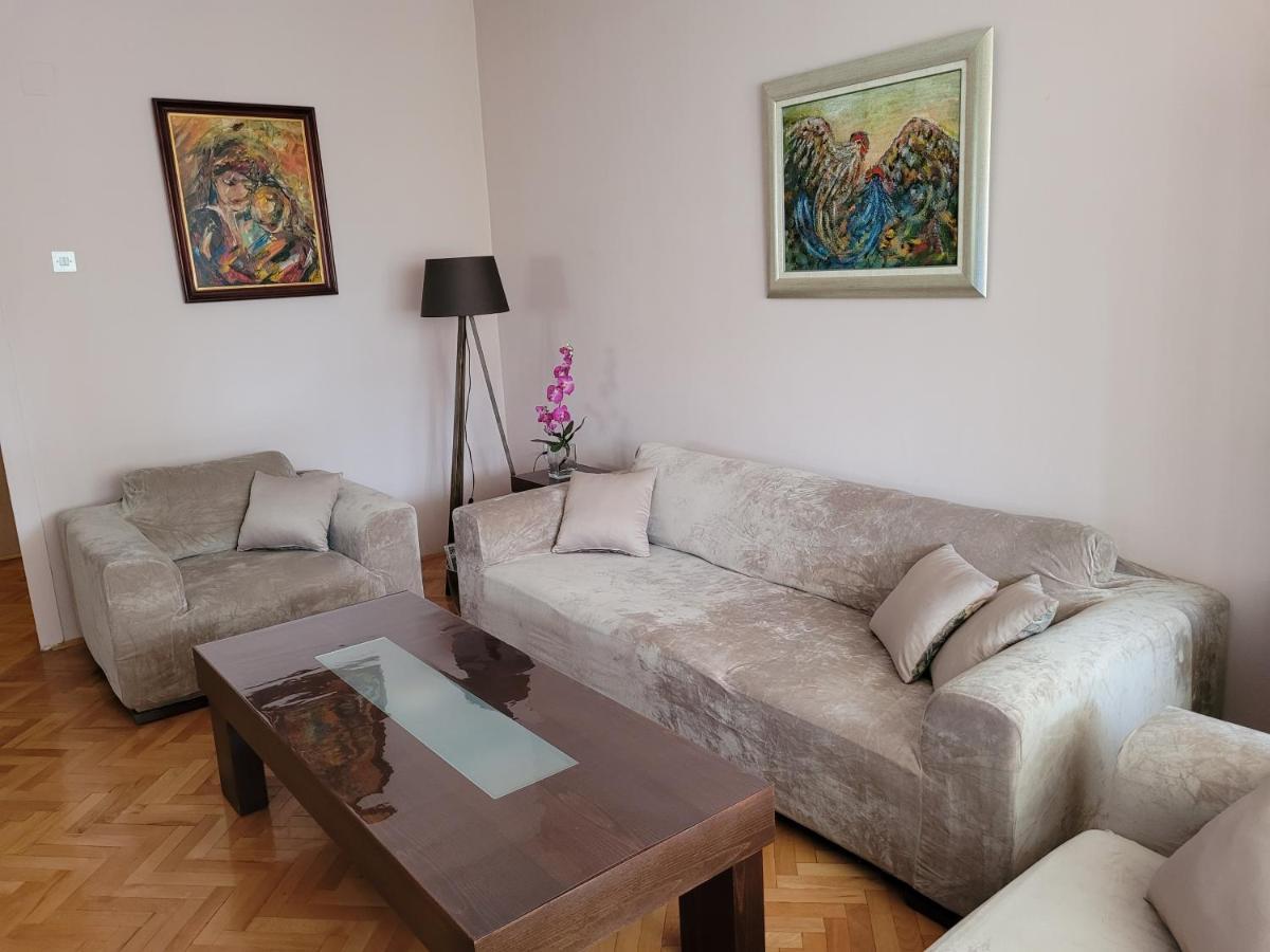 Soleil Central Apartments Скопие Екстериор снимка