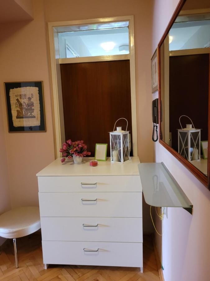 Soleil Central Apartments Скопие Екстериор снимка