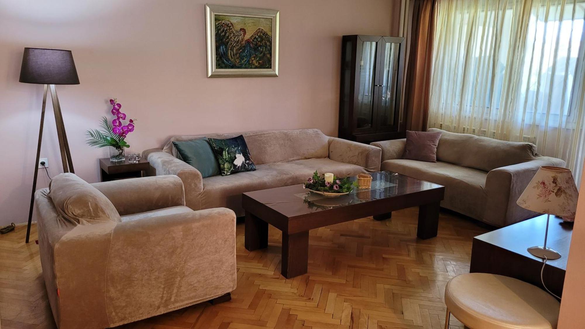 Soleil Central Apartments Скопие Екстериор снимка
